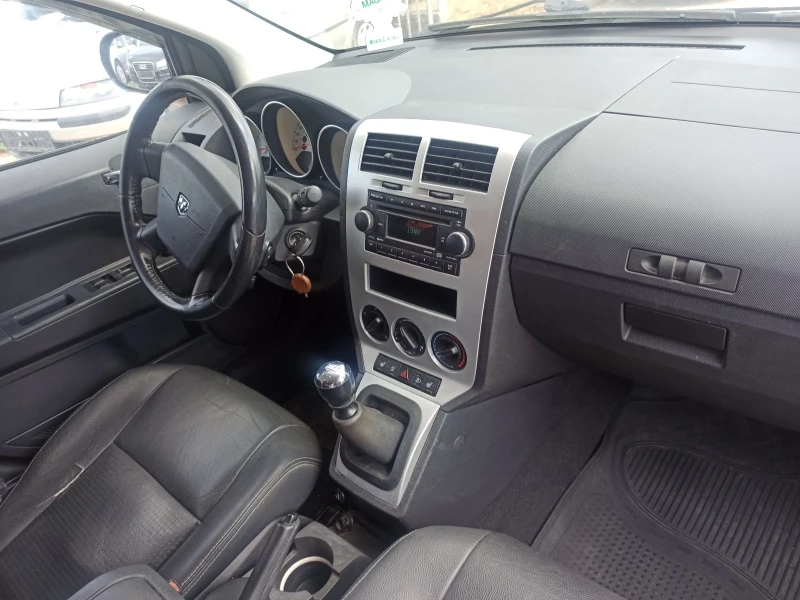 Dodge Caliber 2, 0, снимка 13 - Автомобили и джипове - 47121050