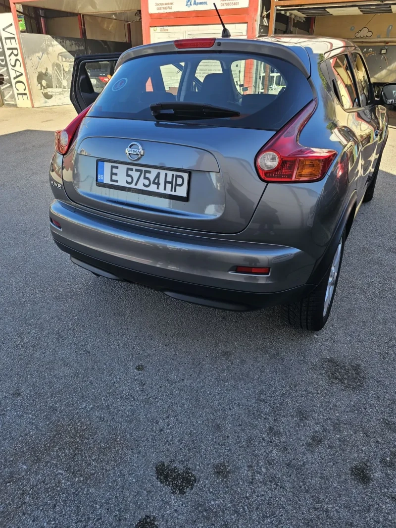 Nissan Juke Десен волан 1.6 Acenta 16v 1598cc, снимка 11 - Автомобили и джипове - 52437854