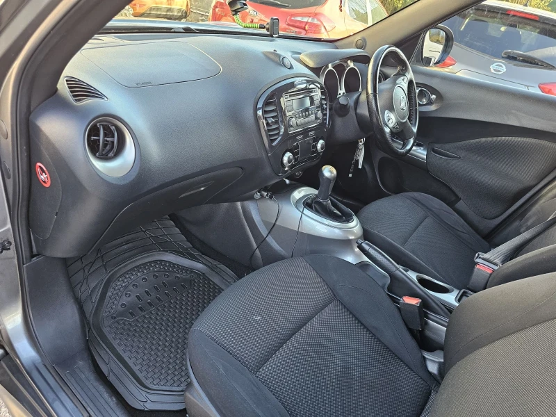 Nissan Juke Десен волан 1.6 Acenta 16v 1598cc, снимка 8 - Автомобили и джипове - 52437854