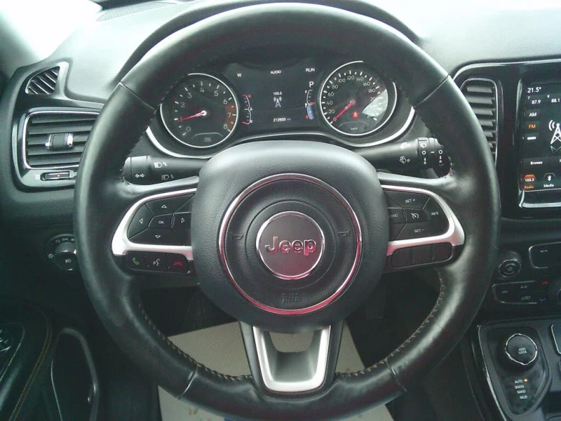 Jeep Compass LIMITED* KEYLESS* ПОДГРЕВ* КОЖА* ЕЛ. СЕДАЛКИ* DIGI, снимка 9 - Автомобили и джипове - 53063741