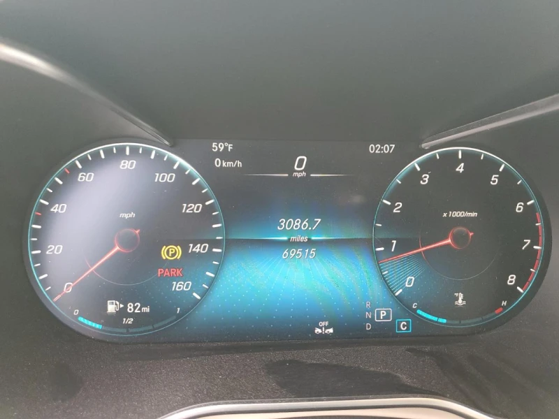 Mercedes-Benz GLC 300 4MATIC* Дигитал* Подгреви* Амбиент* , снимка 9 - Автомобили и джипове - 53155197