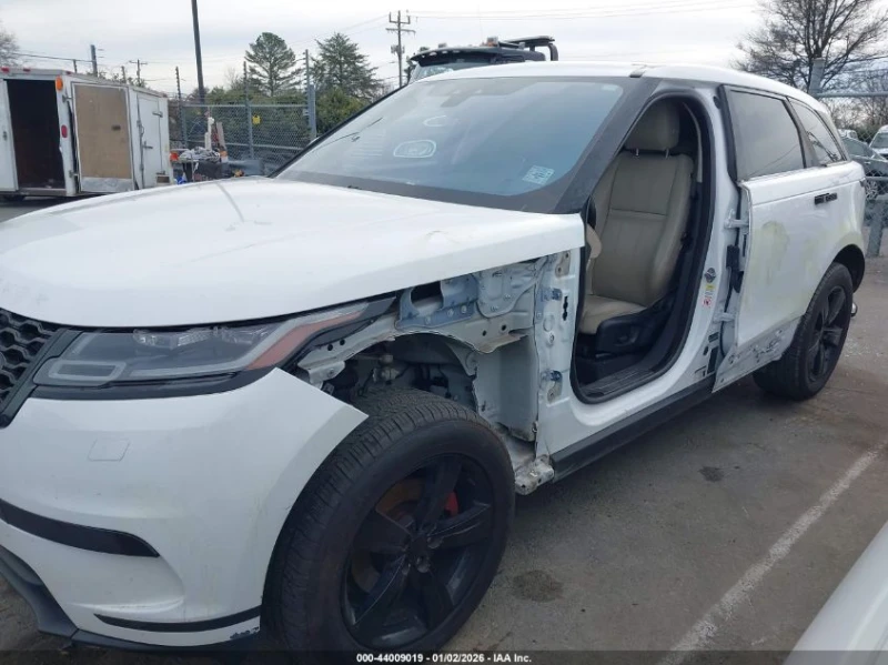 Land Rover Range Rover Velar 2.0L I-4 DI, DOHC, VVT, TURBO, 247HP All Wheel, снимка 12 - Автомобили и джипове - 53576077