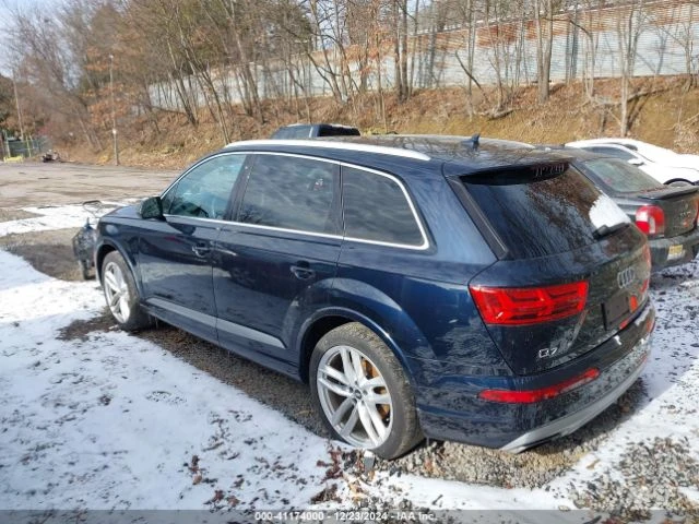 Audi Q7 3.OT* PREMIUM* ДИГИТАЛНО* ТАБЛО* MATRIX* ДИСТРОНИК, снимка 3 - Автомобили и джипове - 48542776