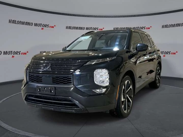 Mitsubishi Outlander GT AWD | Panoramic Roof | 360 Camera | Leather Sea