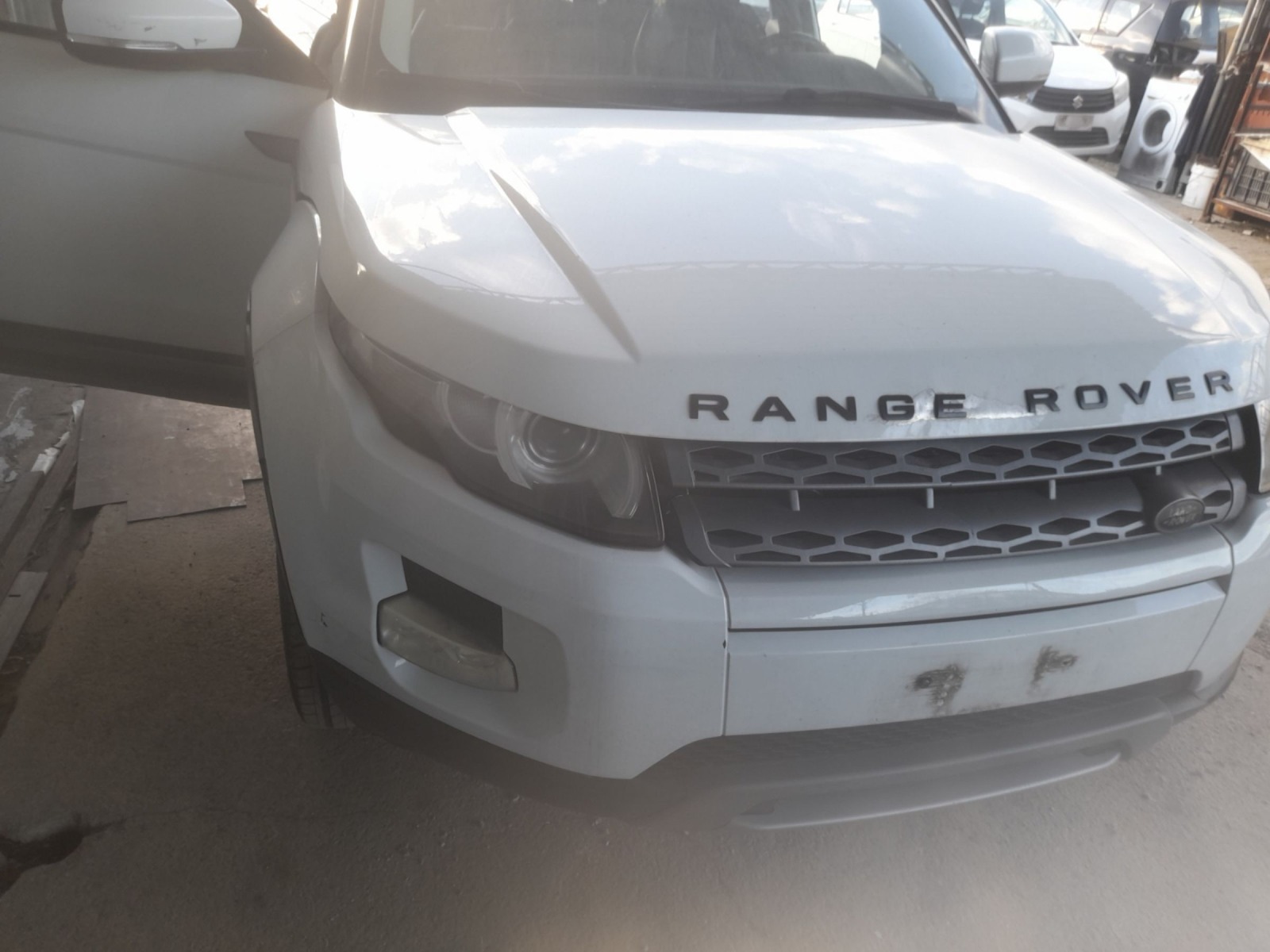 Land Rover Range Rover Evoque 2,2 - изображение 1