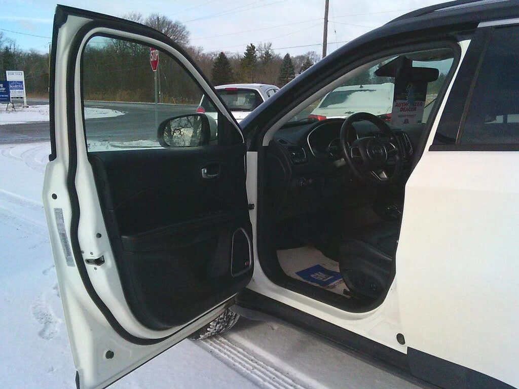 Jeep Compass LIMITED* KEYLESS* ПОДГРЕВ* КОЖА* ЕЛ. СЕДАЛКИ* DIGI - изображение 10