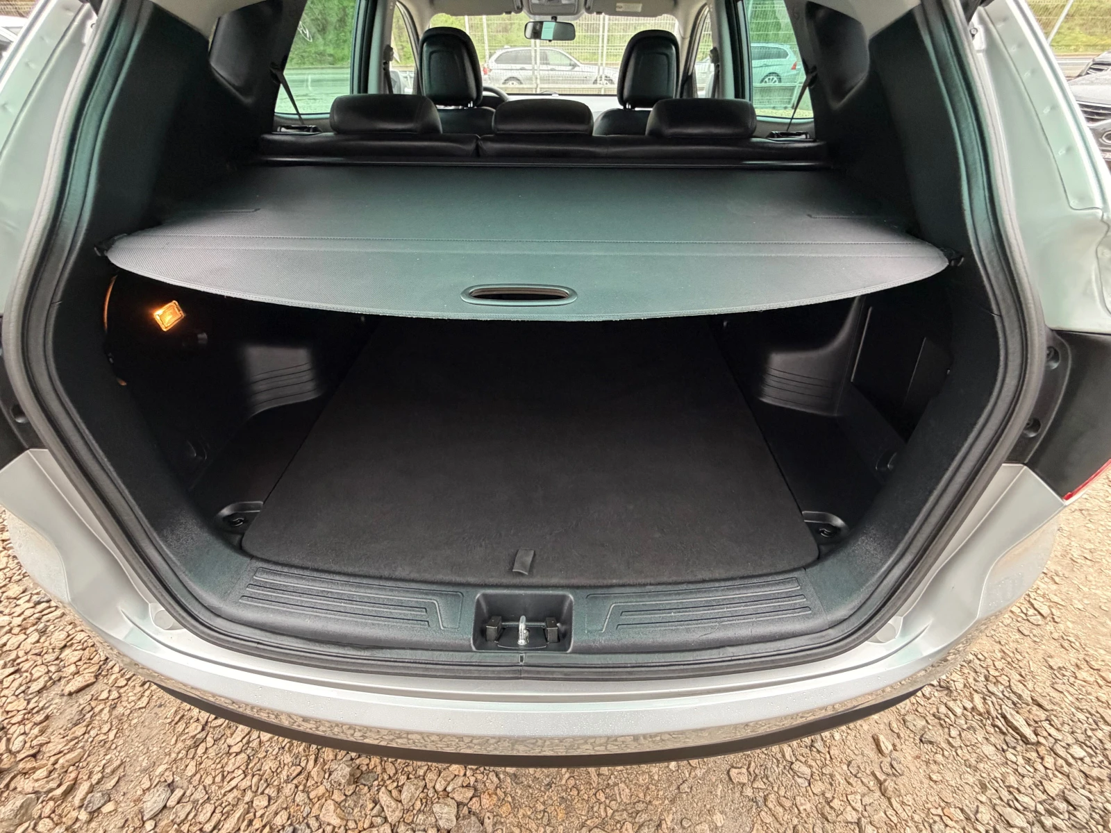 Hyundai IX35 1.7CRDI* TOP* 6SPEED* EVRO5, снимка 8 - Автомобили и джипове - 54070251