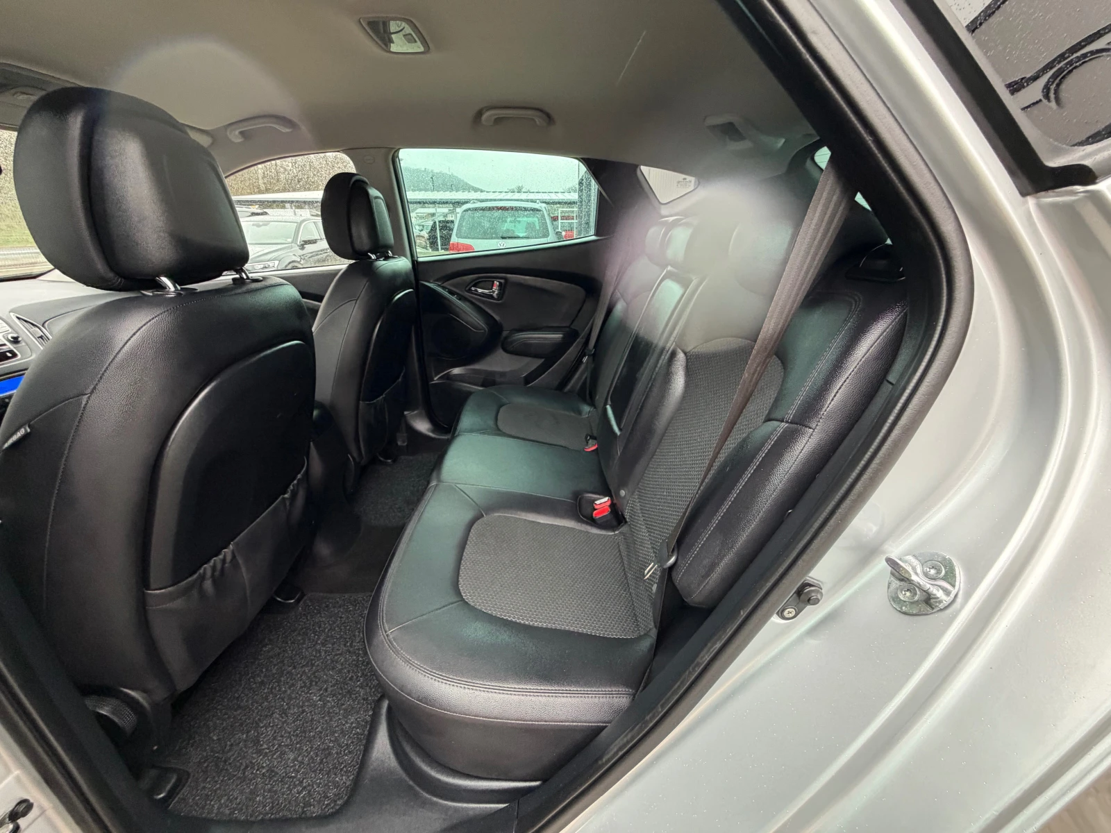 Hyundai IX35 1.7CRDI* TOP* 6SPEED* EVRO5, снимка 12 - Автомобили и джипове - 54070251