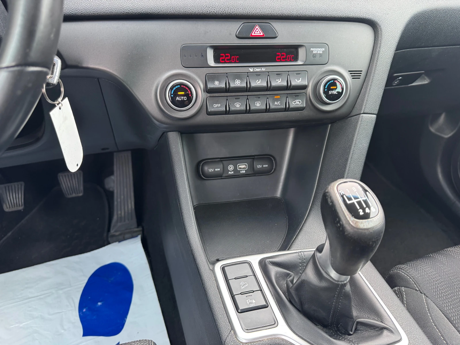 Kia Sportage 1, 6i bi-fuel, GPL/b, 132ps, 6ск., aux/usb, климат, снимка 17 - Автомобили и джипове - 54194427