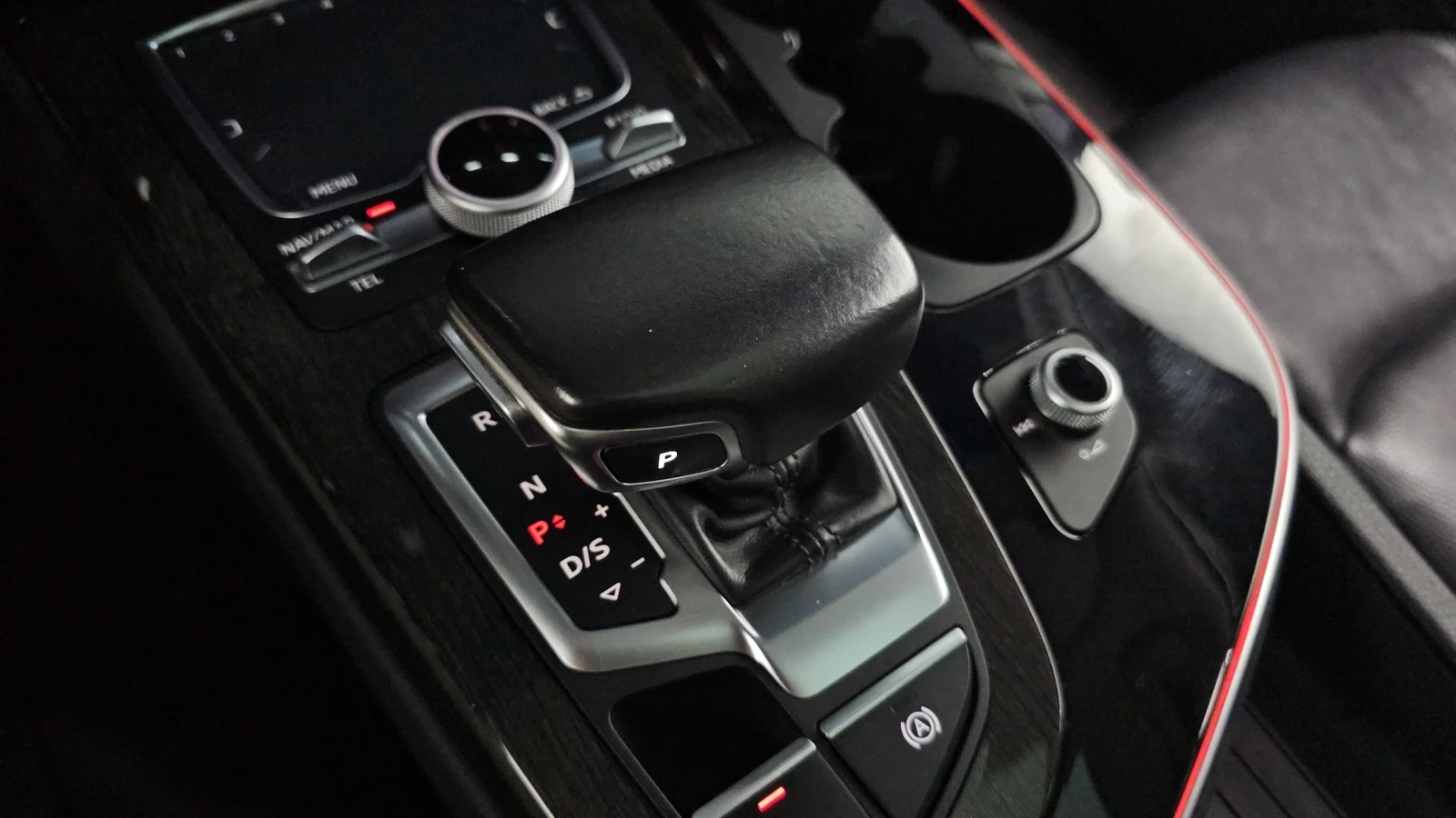 Audi Q7 35 TDI Quattro Comfort, снимка 6 - Автомобили и джипове - 54425598