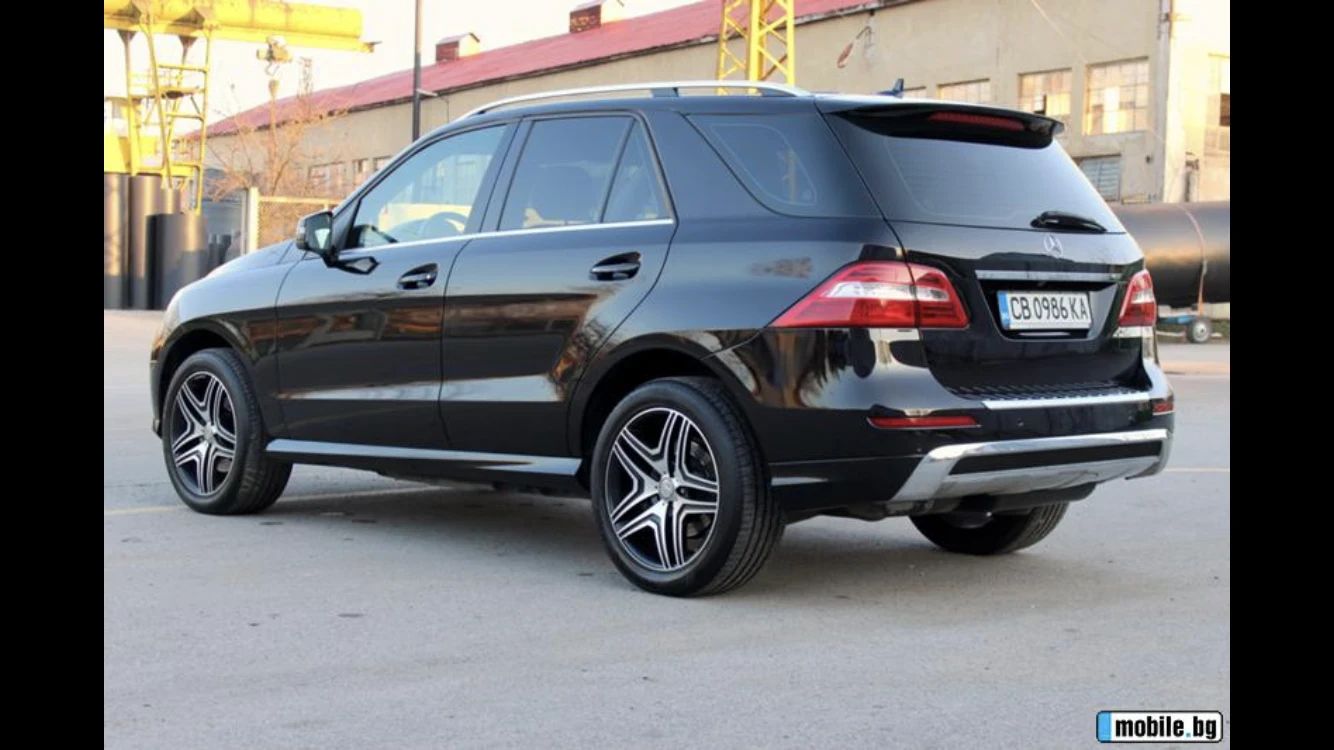 Mercedes-Benz ML 350 AMG, снимка 4 - Автомобили и джипове - 55259635