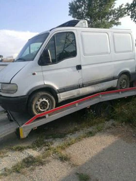  Renault Master