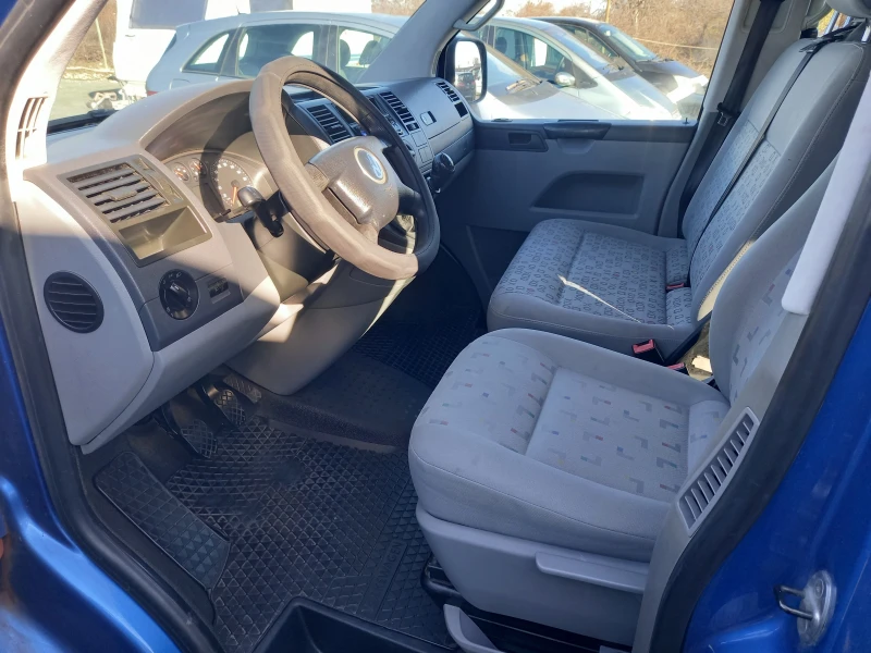 VW T5 2.5 TDI 131KC. KLIMA  6 - СКОРОСТИ  9 - МЕСТА , снимка 10 - Бусове и автобуси - 48104688