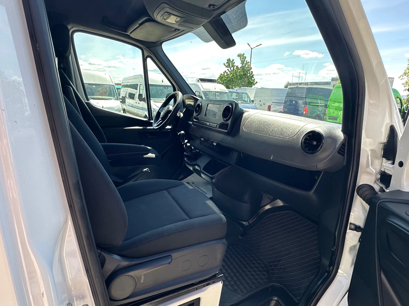 Mercedes-Benz Sprinter 314 EURO6 , L2H2 , NAVI  | Mobile.bg � ����������� 16