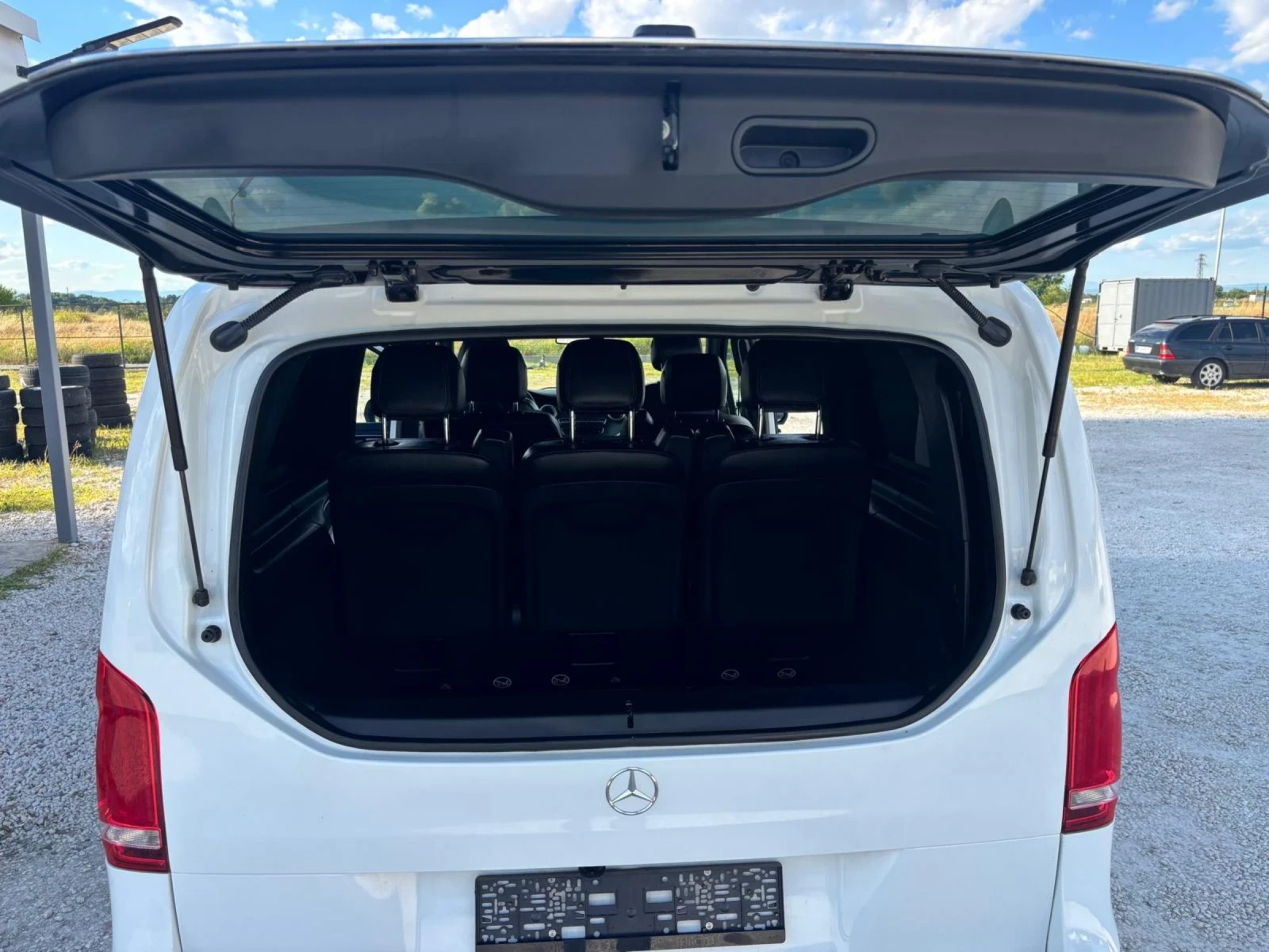 Mercedes-Benz V 250 V-250, AMG-Linie, 4-Matik, Full, Top, Edition, снимка 12 - Бусове и автобуси - 55284896