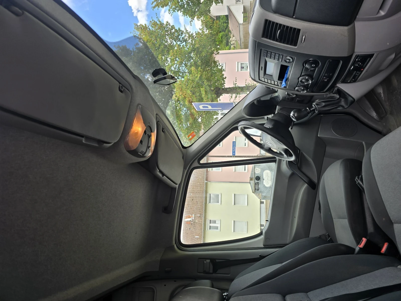 VW Crafter, снимка 6 - Бусове и автобуси - 55433597