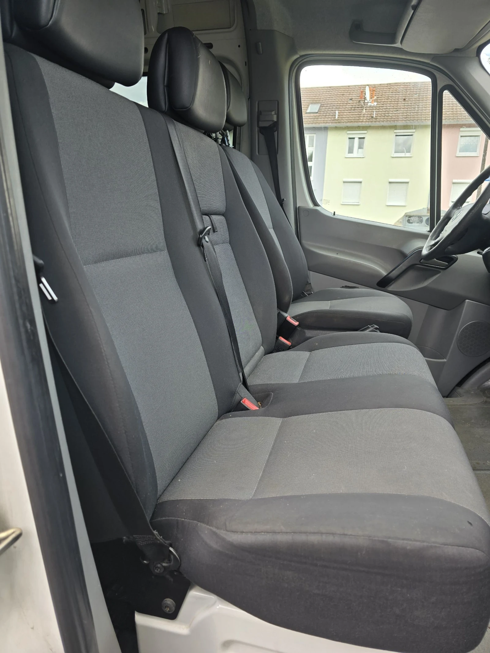 VW Crafter, снимка 4 - Бусове и автобуси - 55433597