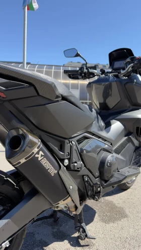 Honda X-ADV AKRAPOVIC!СЕРВИЗНА ИСТОРИЯ!CARBON!FOOTPEGS!TOP!, снимка 9