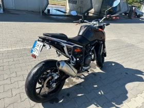     Ktm Duke 690