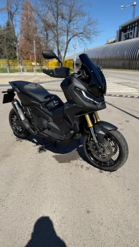 Honda X-ADV AKRAPOVIC!СЕРВИЗНА ИСТОРИЯ!CARBON!FOOTPEGS!TOP!