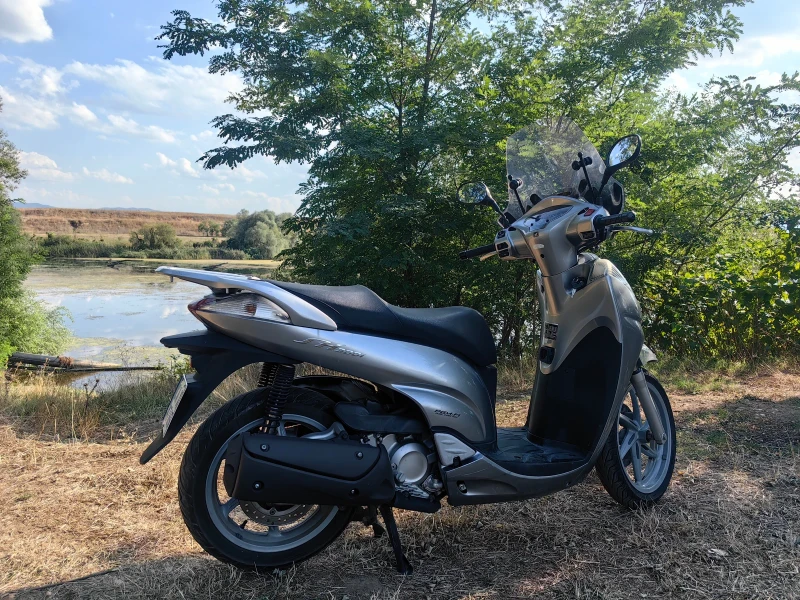 Honda Sh 300i, снимка 4 - Мотоциклети и мототехника - 51515376