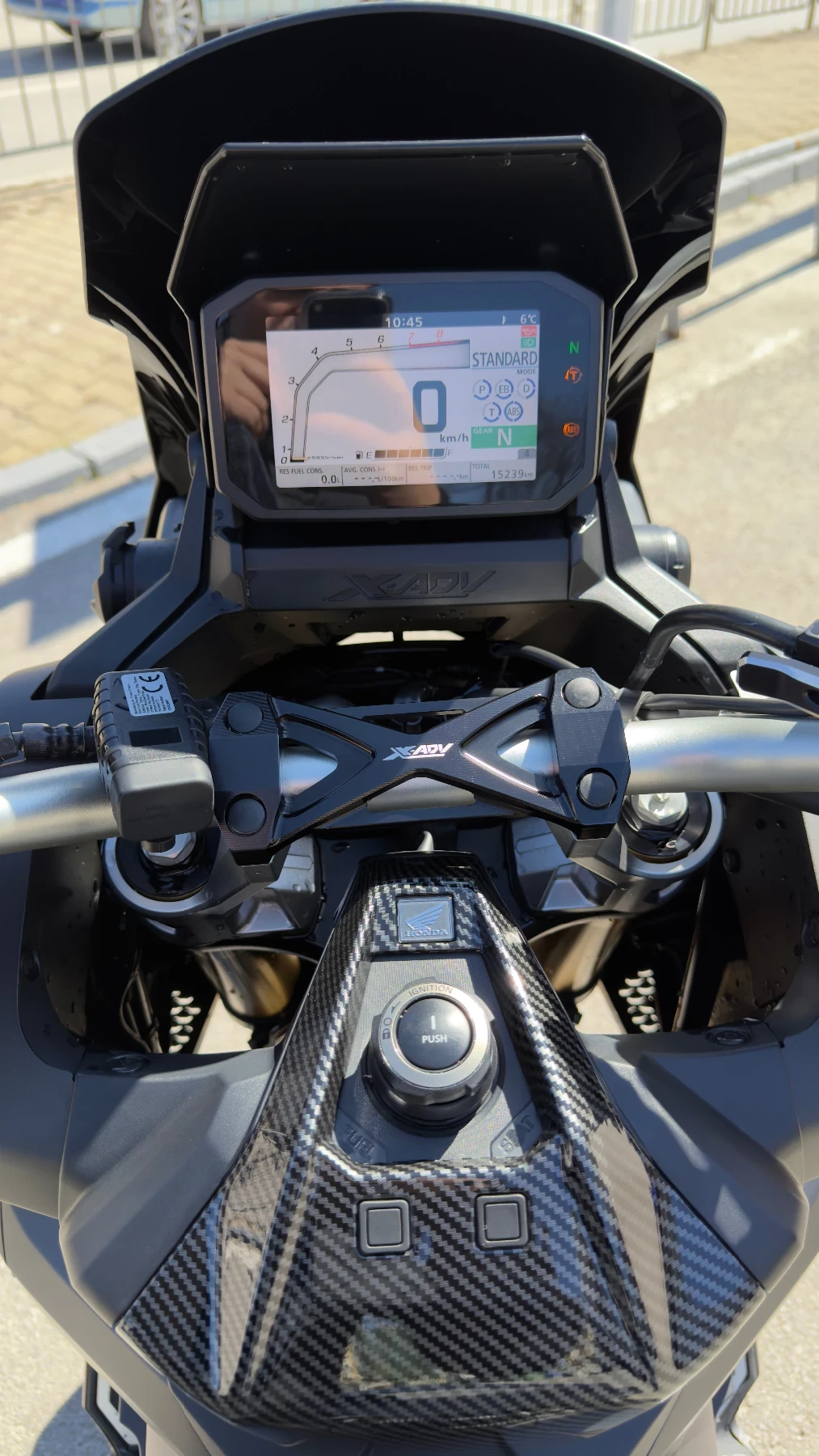 Honda X-ADV AKRAPOVIC!СЕРВИЗНА ИСТОРИЯ!CARBON!FOOTPEGS!TOP!, снимка 11 - Мотоциклети и мототехника - 54134402