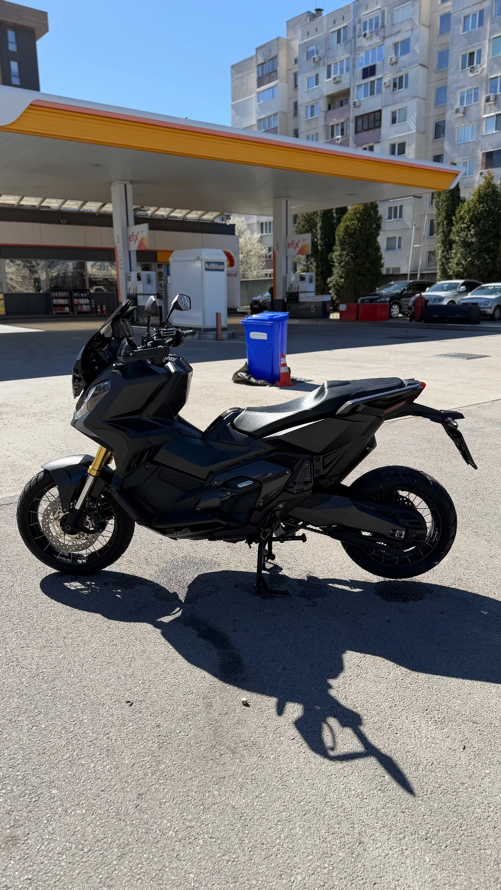 Honda X-ADV AKRAPOVIC!СЕРВИЗНА ИСТОРИЯ!CARBON!FOOTPEGS!TOP!, снимка 5 - Мотоциклети и мототехника - 54134402