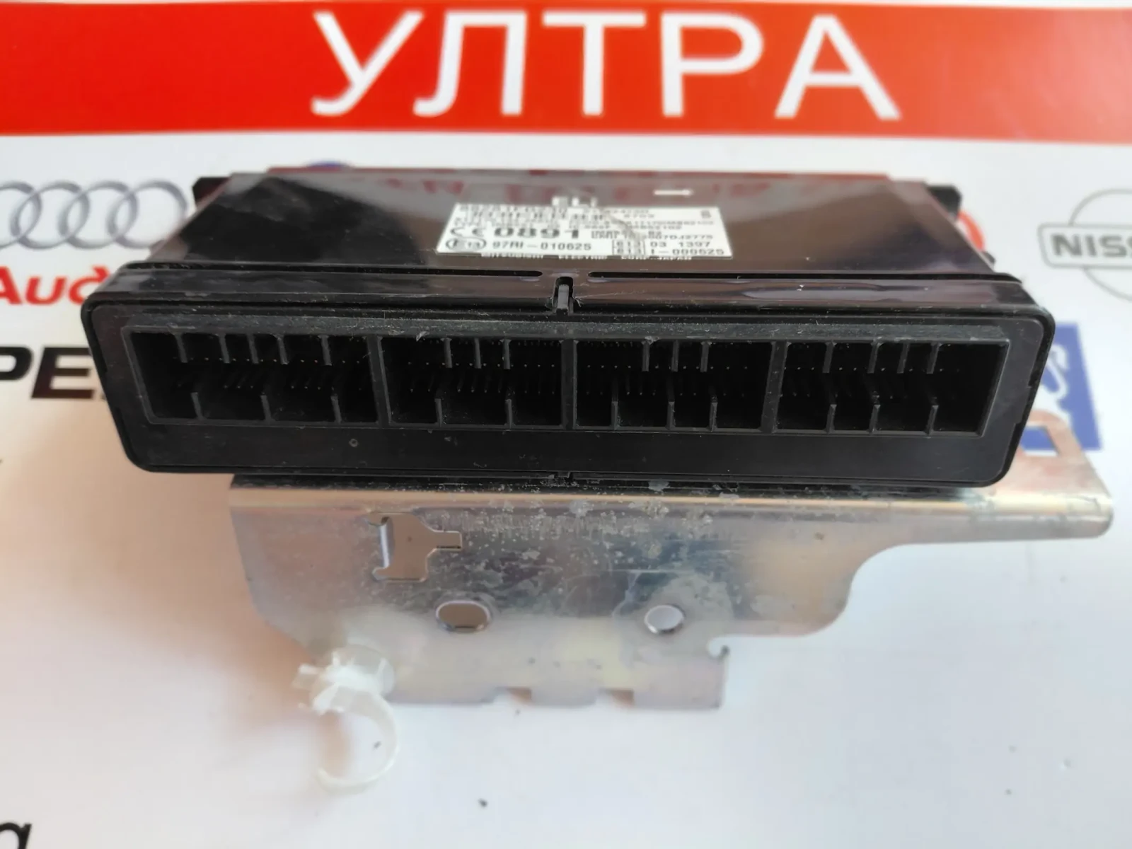 88281FG230 Комфорт модул Subaru Impreza X1T22473H, снимка 3 - Части - 55009831