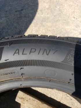 Гуми Зимни 205/60R16, снимка 8