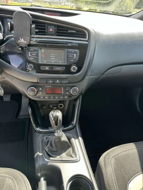 Kia Ceed SW 1.6 CRDi, 110 к.с., дизел, октомври 2016 г., снимка 16