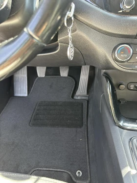 Kia Ceed SW 1.6 CRDi, 110 к.с., дизел, октомври 2016 г., снимка 17