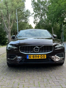 Volvo S60 T8 TWiN ENGiNE iNSCRiPTiON FULL!!!, снимка 2