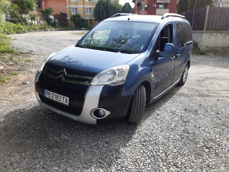 Citroen Berlingo 1.6 HDI  XTR, снимка 1 - Автомобили и джипове - 46355031