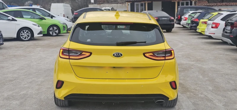 Kia Ceed 100кс* ЗаводскаГаз* Готова за TAXI* 70хил км, снимка 8 - Автомобили и джипове - 45664496