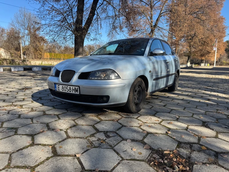 Seat Cordoba, снимка 1 - Автомобили и джипове - 48251233