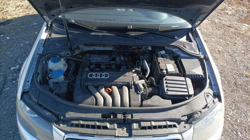 Audi A3 2.0FSI, снимка 13 - Автомобили и джипове - 49389622