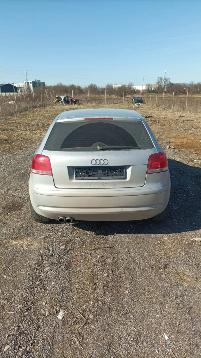 Audi A3 2.0FSI, снимка 5 - Автомобили и джипове - 49389622