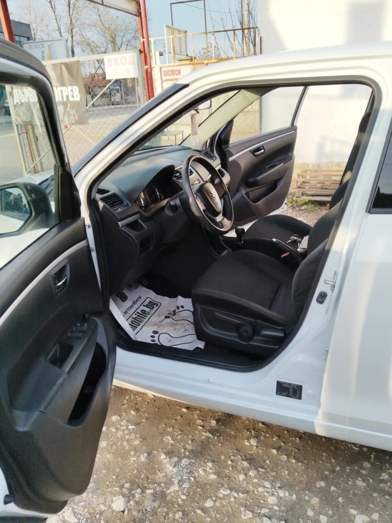 Suzuki Swift 1.3 DDIS , снимка 9 - Автомобили и джипове - 49471937