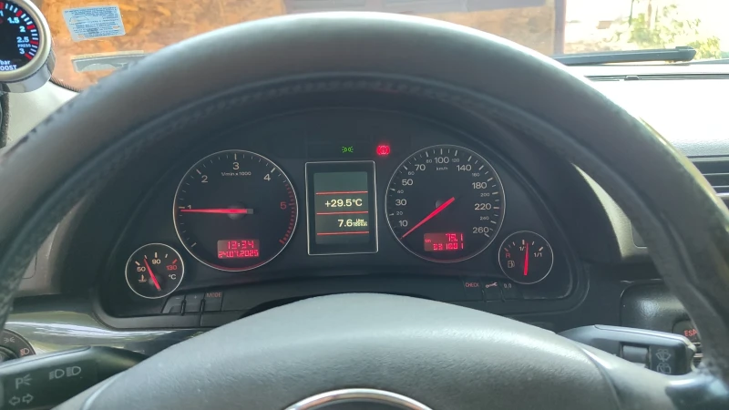 Audi A4 B6, снимка 12 - Автомобили и джипове - 52269640