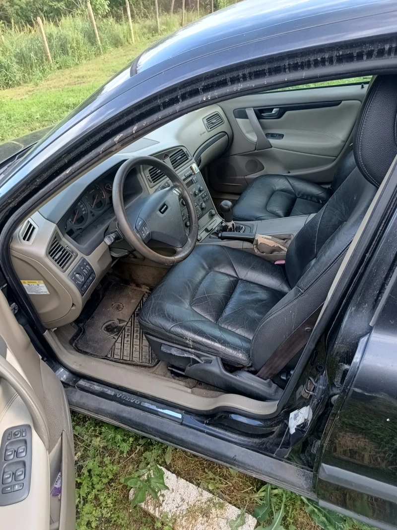 Volvo S60 2.4i газ Ниски цени , снимка 3 - Автомобили и джипове - 52420772