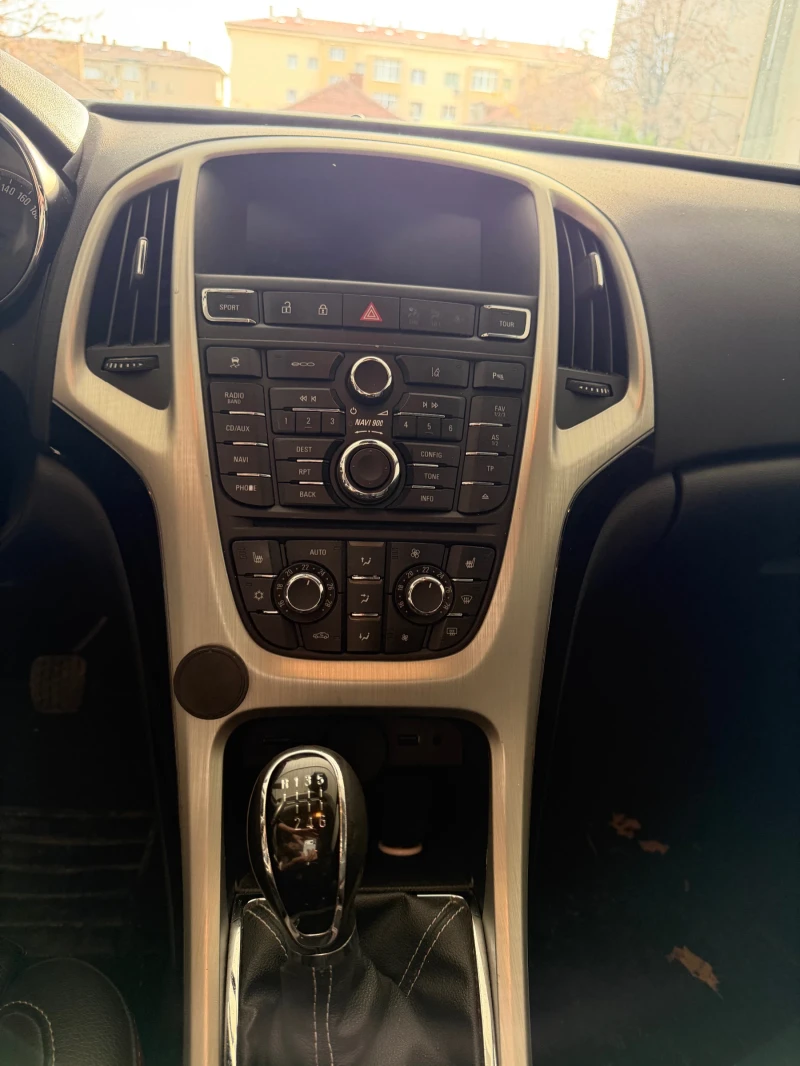 Opel Astra, снимка 15 - Автомобили и джипове - 52147947