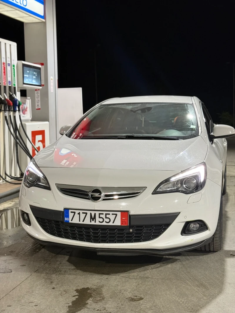 Opel Astra, снимка 17 - Автомобили и джипове - 52147947