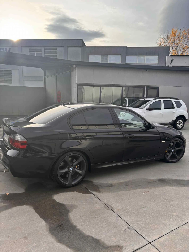 BMW 330, снимка 4 - Автомобили и джипове - 53025546