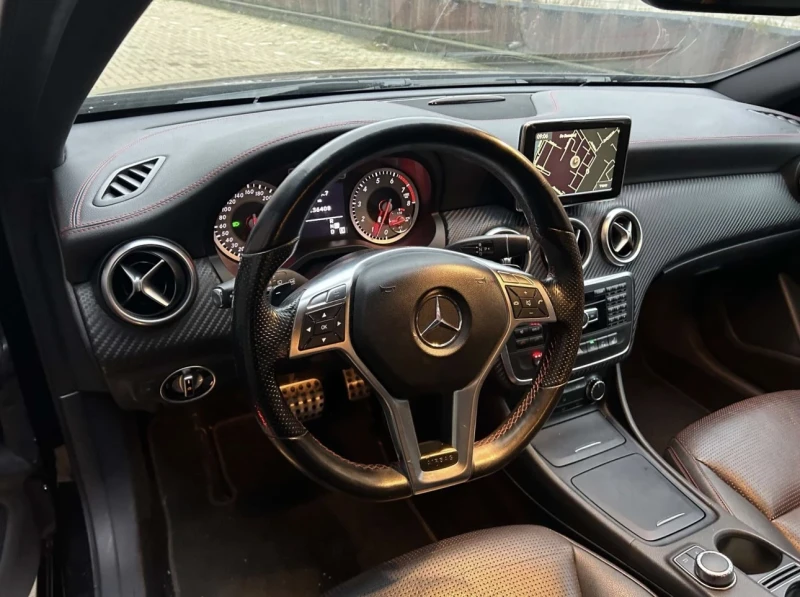 Mercedes-Benz A 250 A250 AMG, снимка 8 - Автомобили и джипове - 53269582