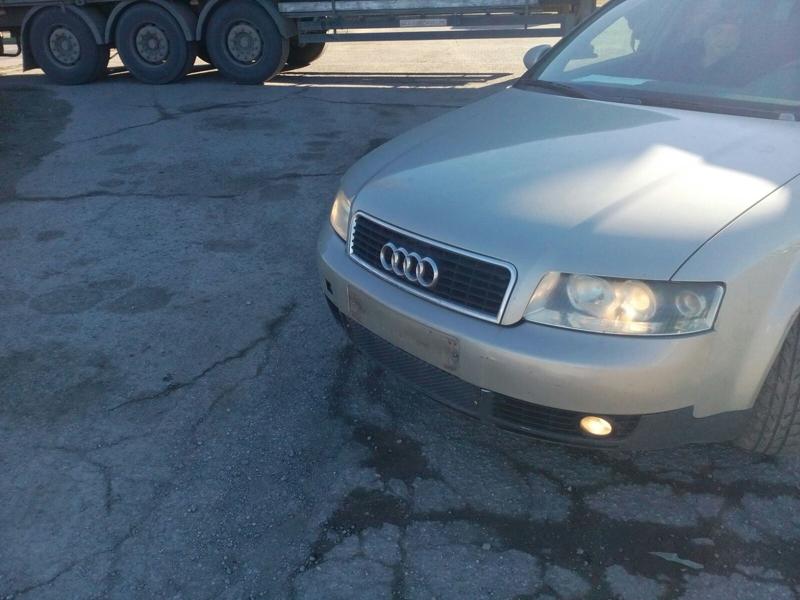 Audi A4 2.5TDI tip -BFC, снимка 2 - Автомобили и джипове - 27807954