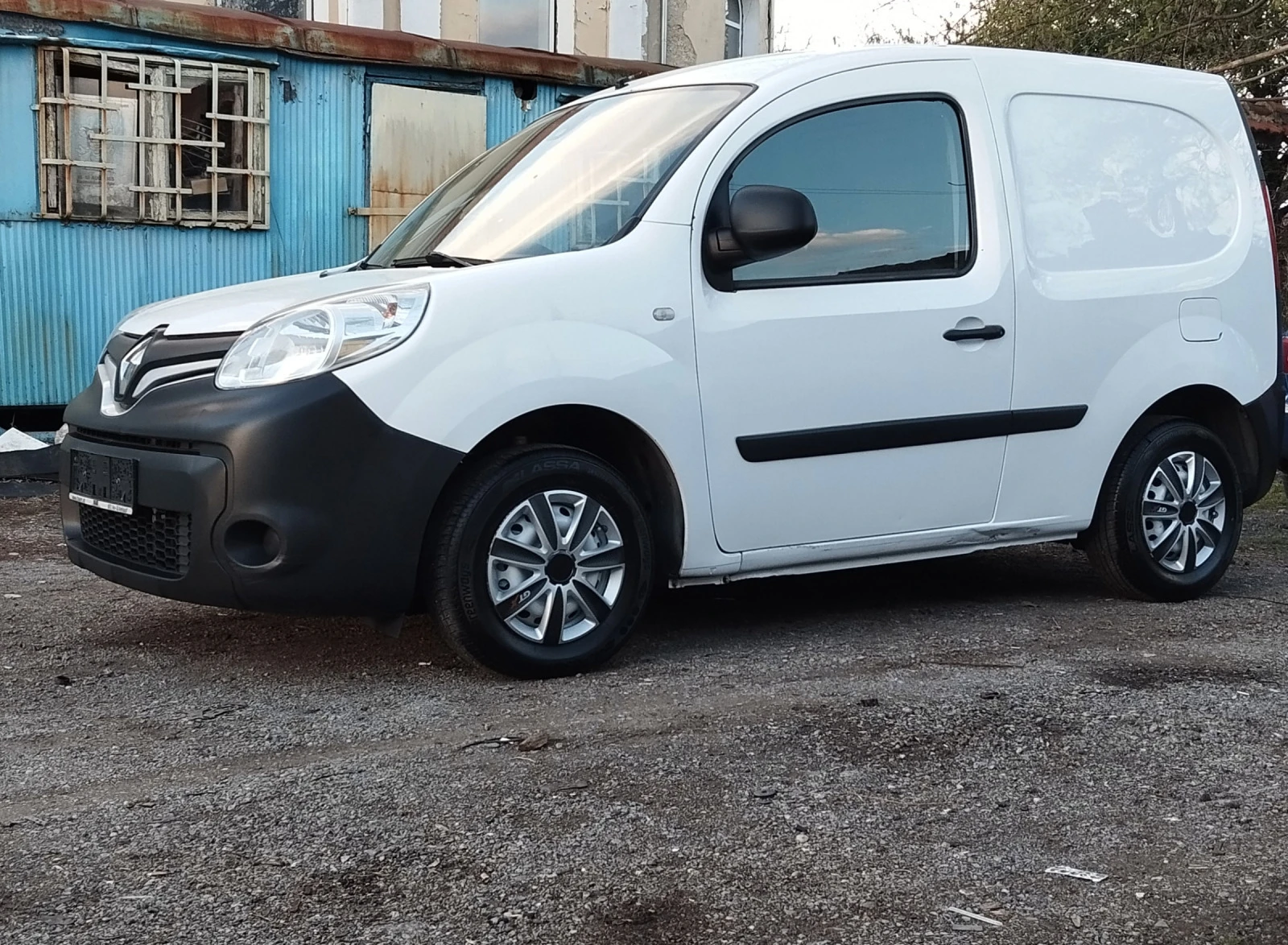 Renault Kangoo  - изображение 4