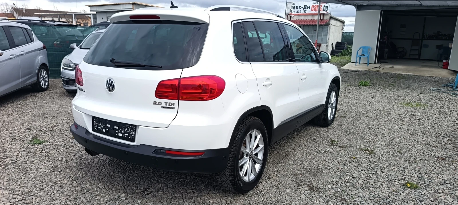 VW Tiguan 2.0 * 4x4 *  Автомат *  - изображение 4