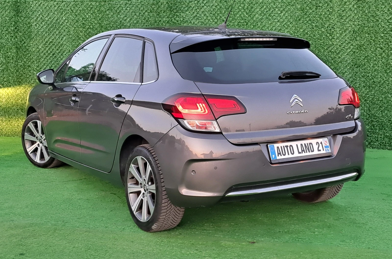 Citroen C4 AUTOMATIC* 131кс* 103 000км* ШВЕЙЦАРИЯ* Euro6b - изображение 7