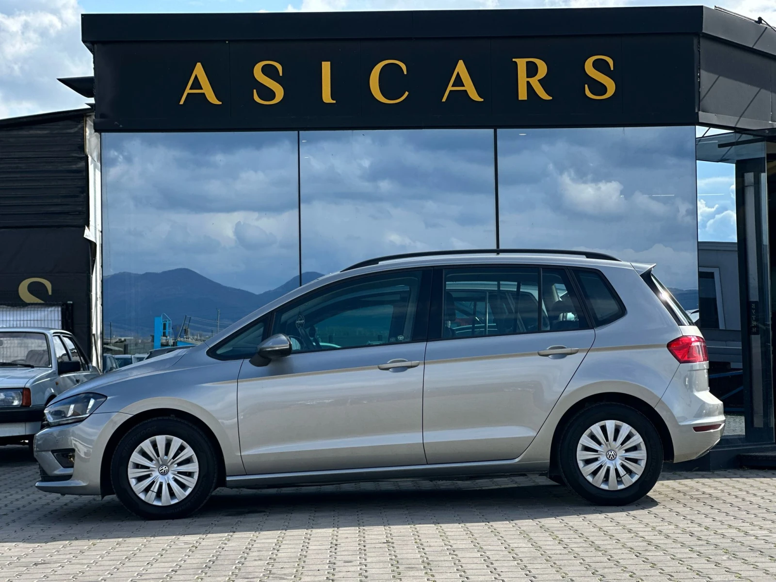 VW Golf Plus / SPORTVAN / 1.6TDI / EURO 6 / TOP / - изображение 2