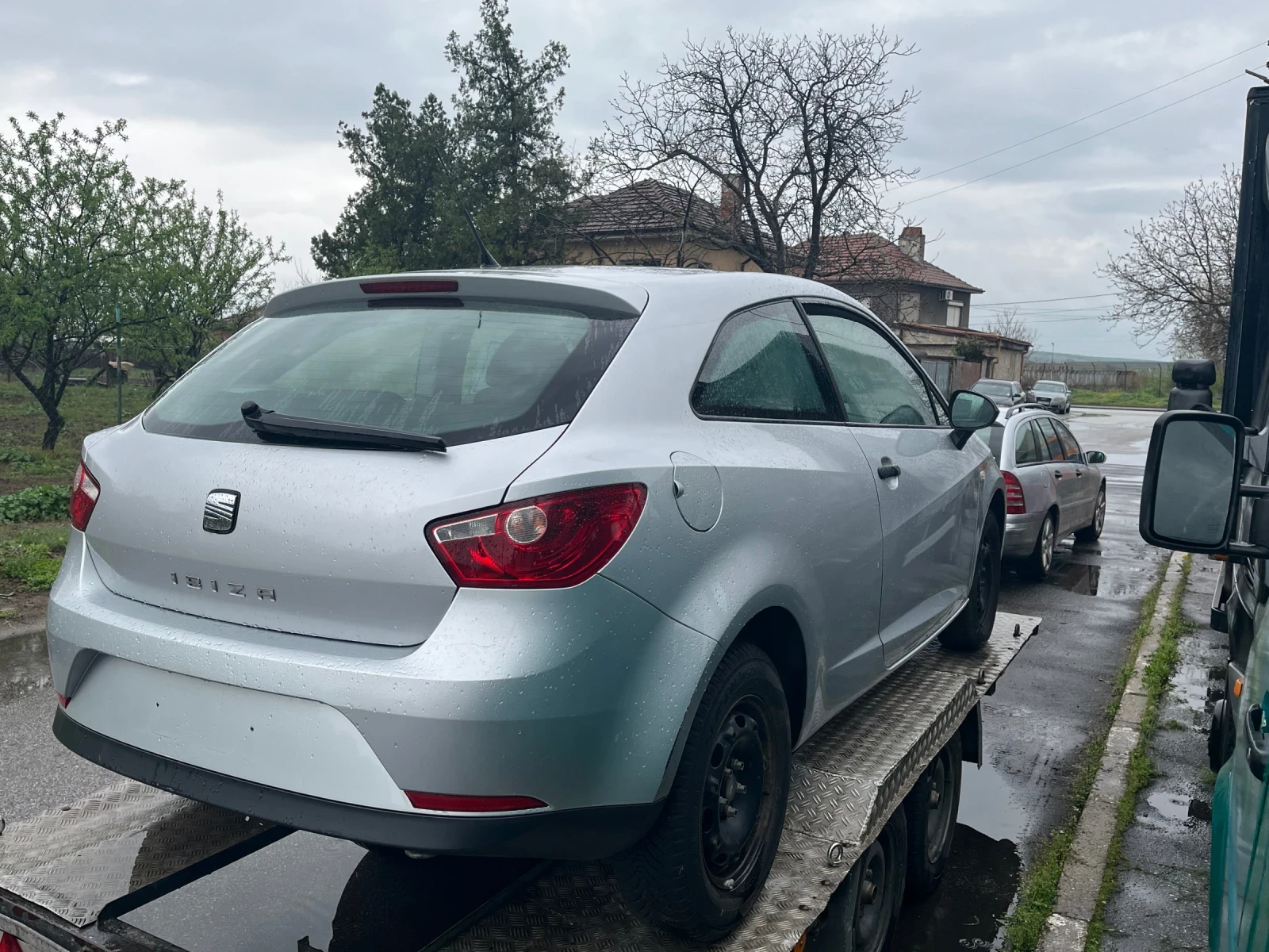 Seat Ibiza 1.2tdi - изображение 3